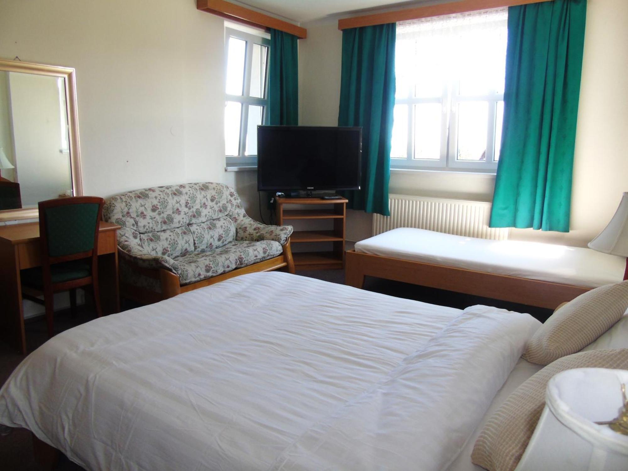 Toris Inn Тржінец Екстер'єр фото